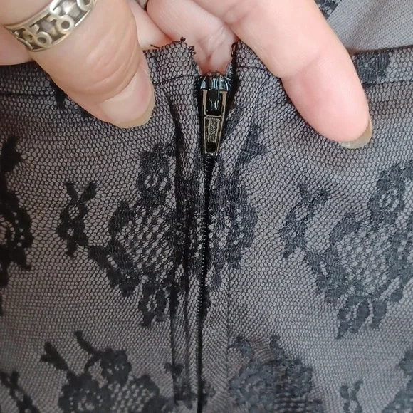 Hot topic COSMIC AURA SKELETON FAIRY LACE THIN STRAPS ZIP CLOSURE HANKY HEM - Picture 10 of 17